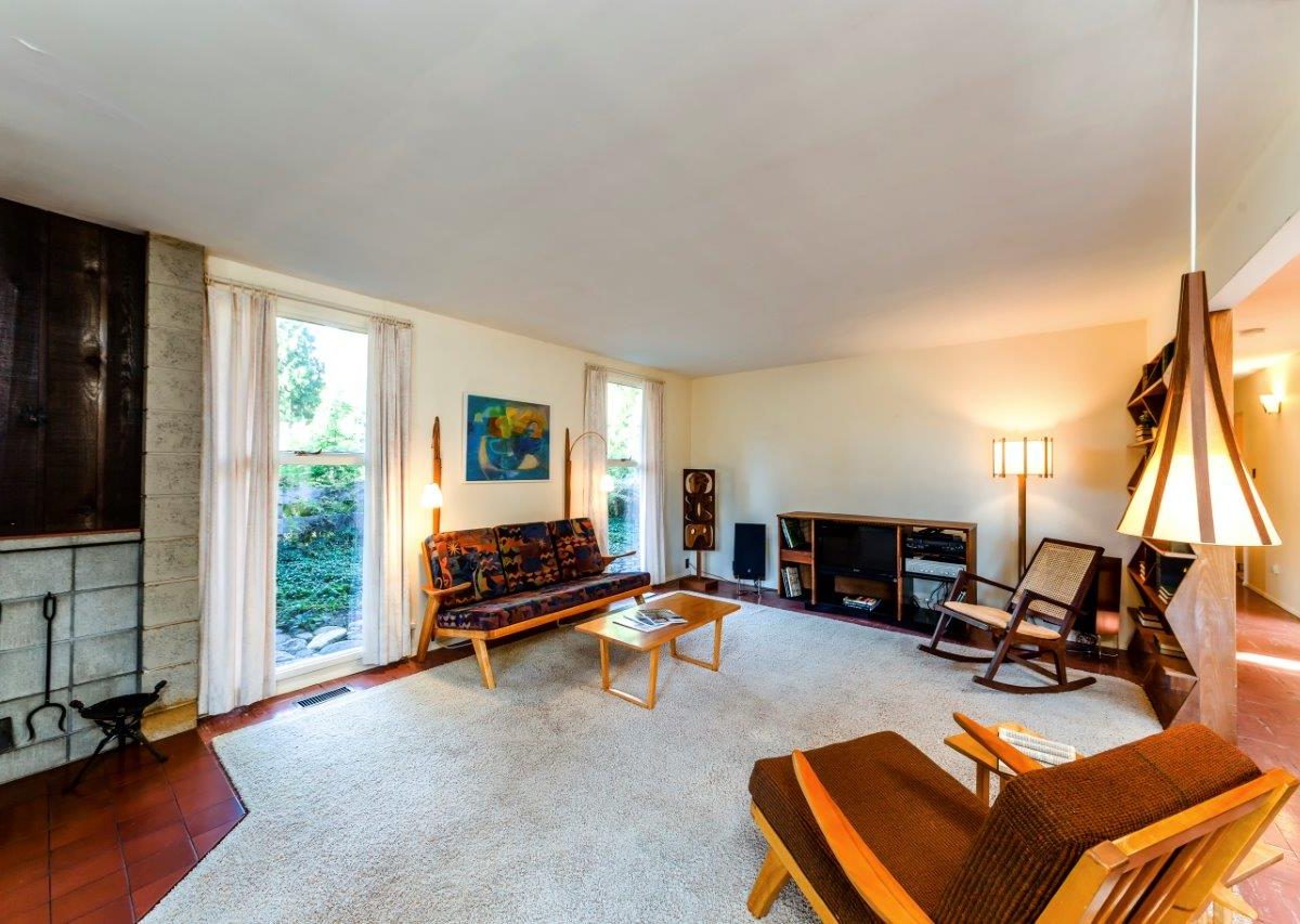 1138 Handsworth Road, North Vancouver, V7R 2A8