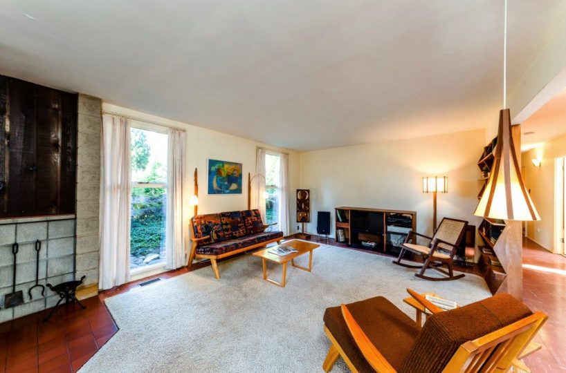 1138 Handsworth Road, North Vancouver, V7R 2A8