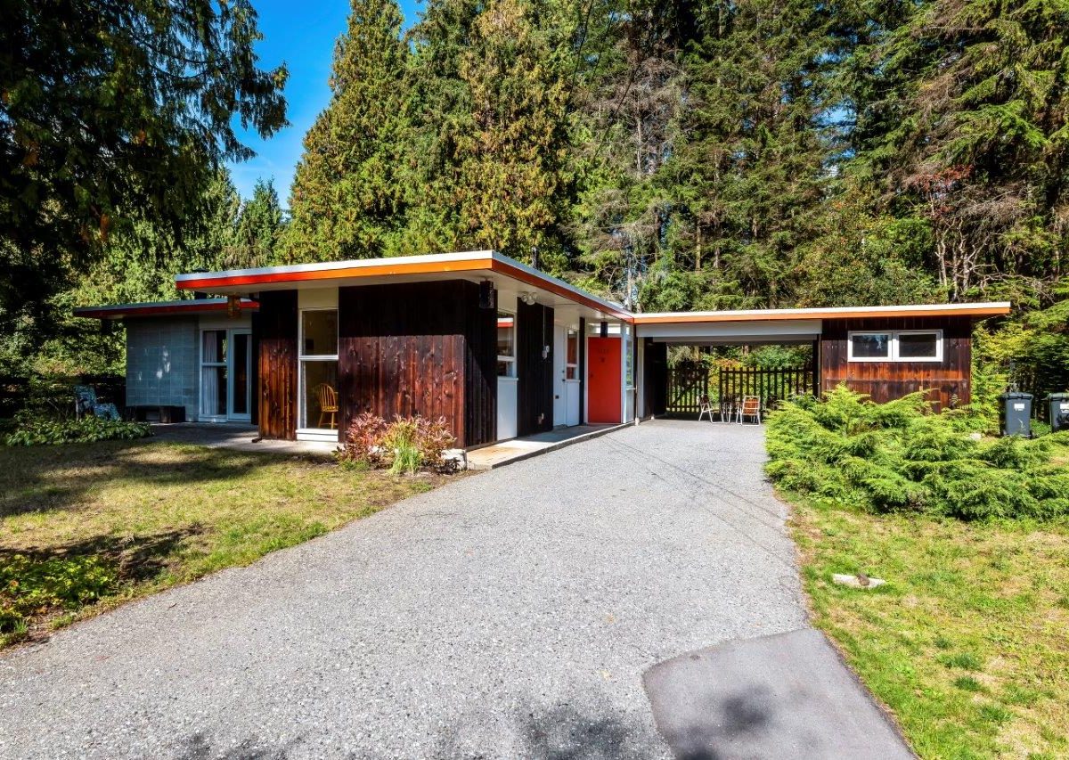 1138 Handsworth Road, North Vancouver, V7R 2A8