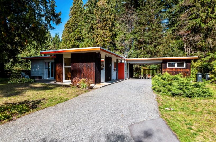 1138 Handsworth Road, North Vancouver, V7R 2A8