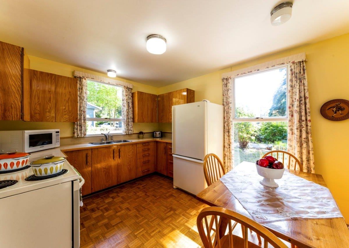 1138 Handsworth Road, North Vancouver, V7R 2A8
