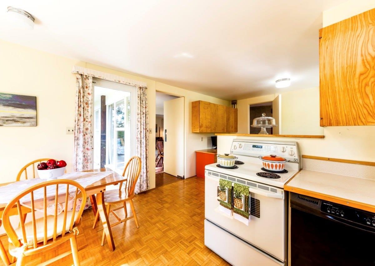 1138 Handsworth Road, North Vancouver, V7R 2A8