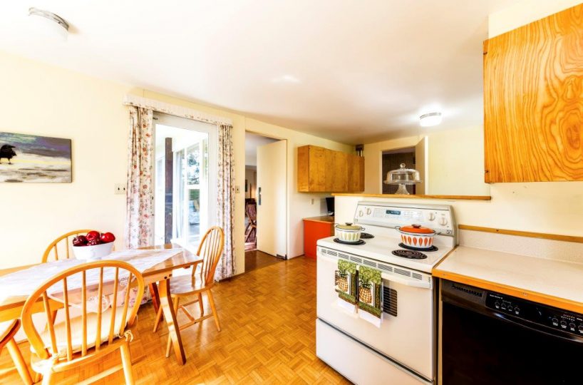 1138 Handsworth Road, North Vancouver, V7R 2A8
