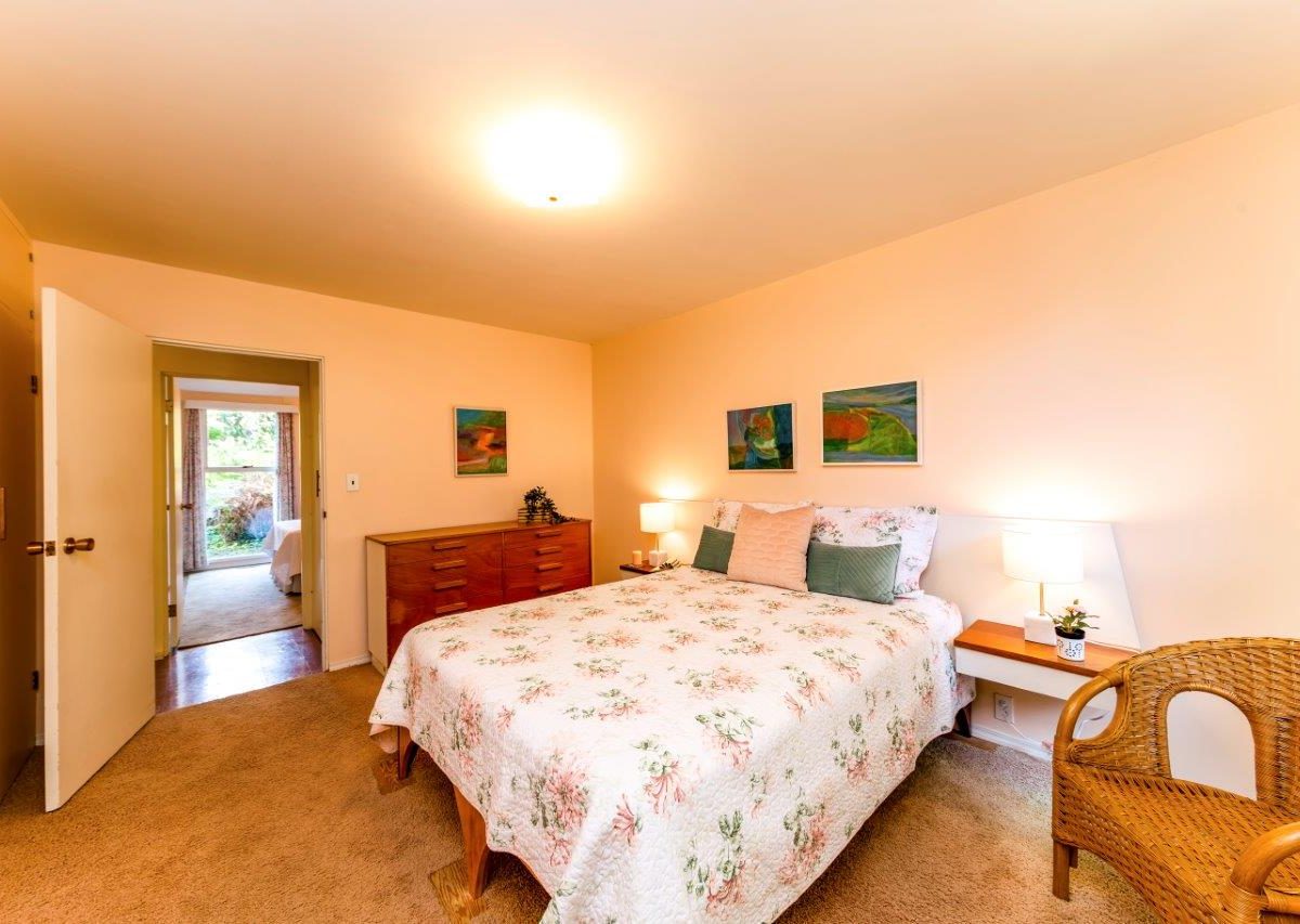 1138 Handsworth Road, North Vancouver, V7R 2A8