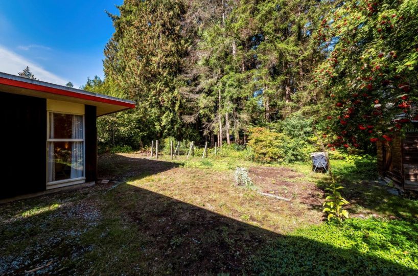 1138 Handsworth Road, North Vancouver, V7R 2A8