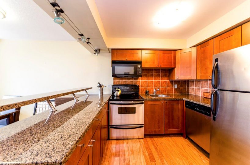 #501 - 444 Lonsdale Ave, North Vancouver, BC, V7M 3H5