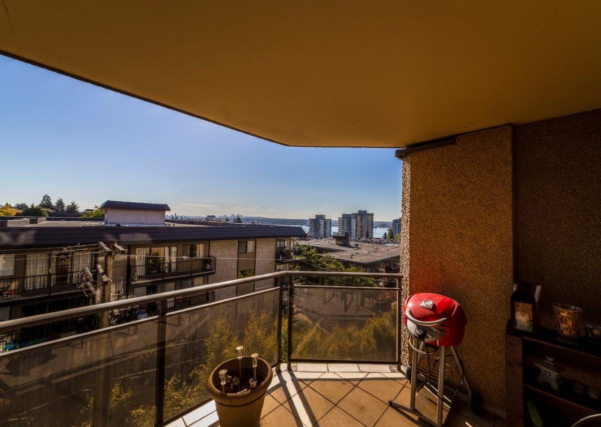 #501 - 444 Lonsdale Ave, North Vancouver, BC, V7M 3H5