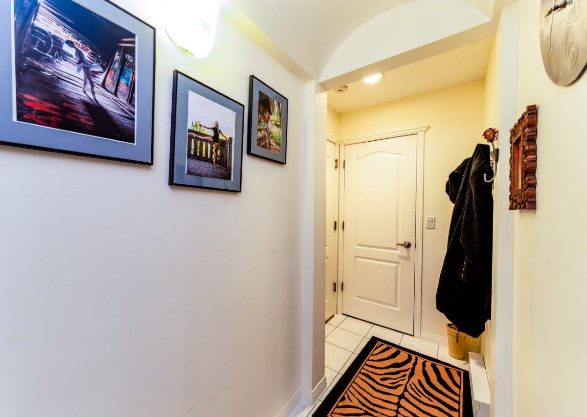 205 1523 Bowser Ave, North Vancouver, BC, V7P 2Y4 Vista Realty