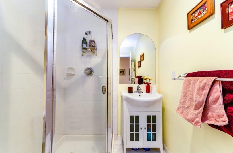 #205 - 1523 Bowser Ave, North Vancouver, BC, V7P 2Y4