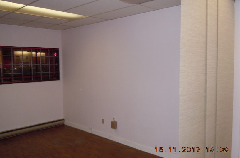 # 6 - 650 Clyde Ave. West Vancouver Office space