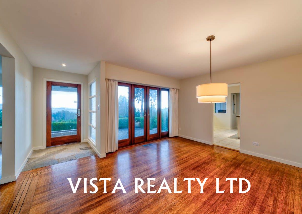 68 Bonnymuir Drive, West Vancouver BC V7S 1L2