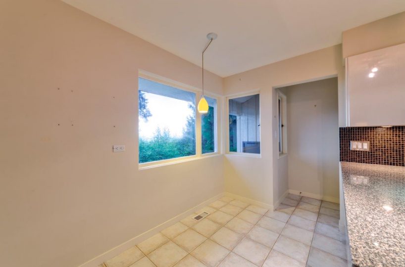 68 Bonnymuir Drive, West Vancouver BC V7S 1L2