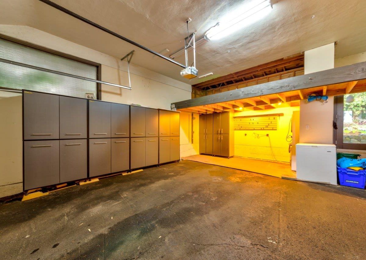 68 Bonnymuir Drive, West Vancouver BC V7S 1L2