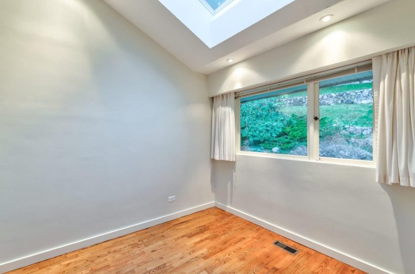 68 Bonnymuir Drive, West Vancouver BC V7S 1L2