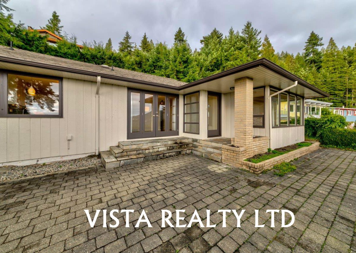 68 Bonnymuir Drive, West Vancouver BC V7S 1L2