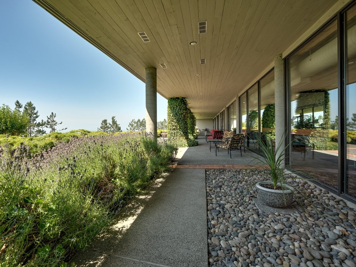 #30 – 2250 Folkestone Way, West Vancouver BC V7S 2X7