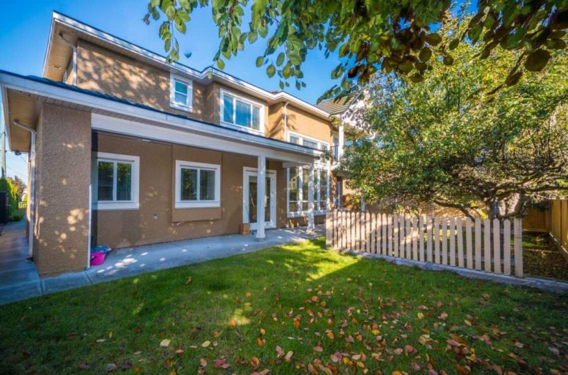 HIGH-END FURNISHED: 8640 Mowbray Road, Richmond BC V7A 2B7