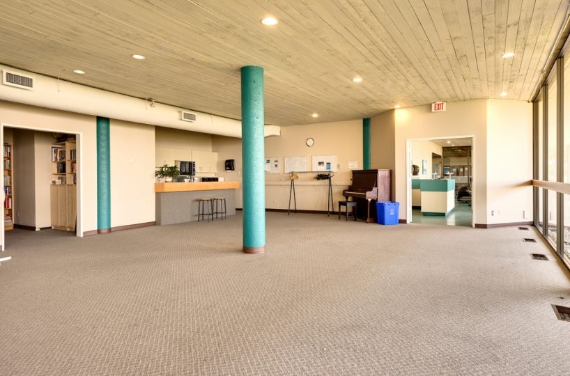 #30 – 2250 Folkestone Way, West Vancouver BC V7S 2X7