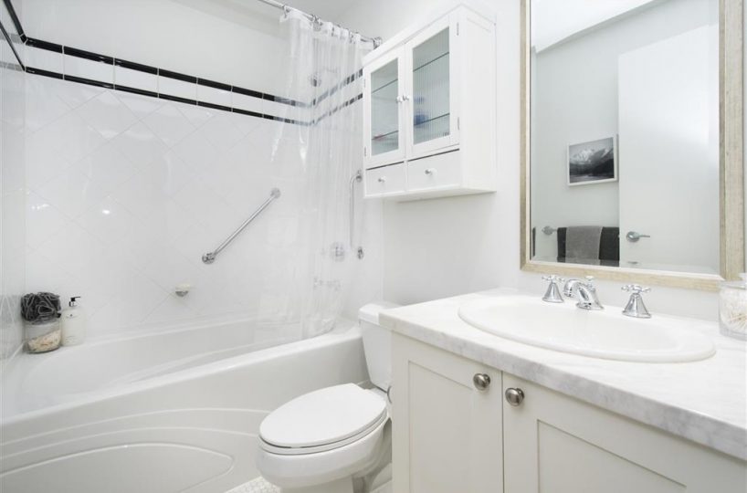 103-170 West 1st Street, North Vancouver, BC, V7M 3P2