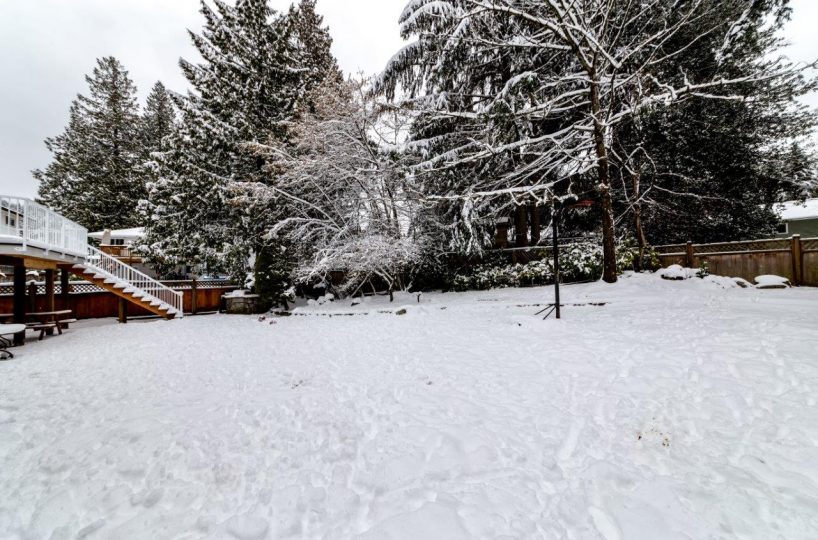 Upper Level of 389 East Braemar, North Vancouver, V7N 1R2