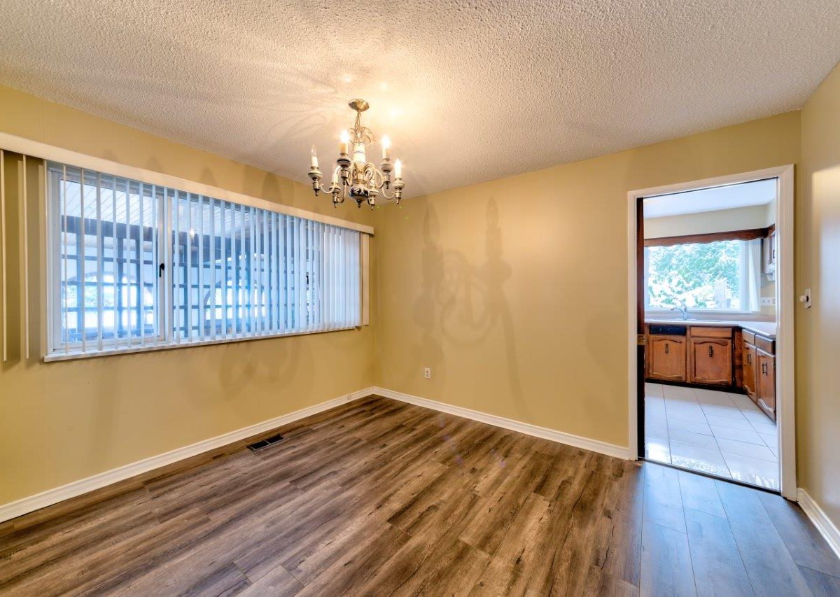 Upper Level of 389 East Braemar, North Vancouver, V7N 1R2
