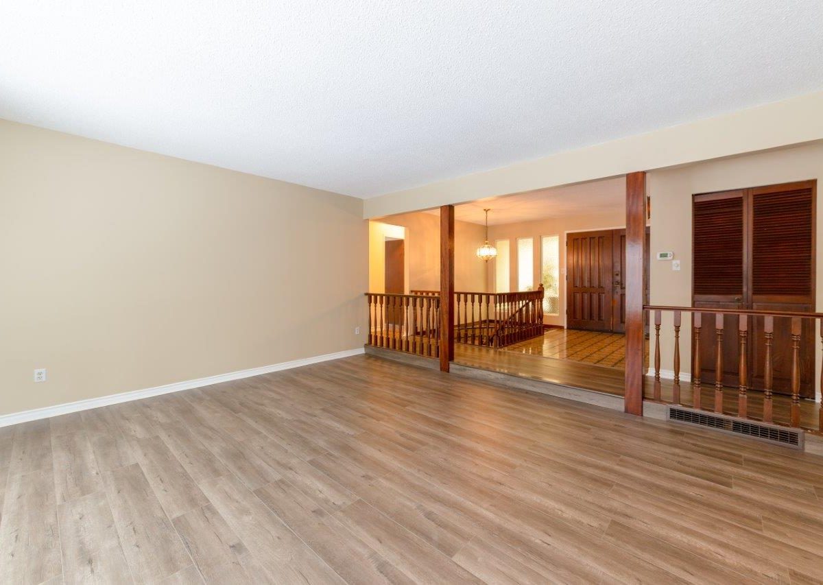 Upper Level of 389 East Braemar, North Vancouver, V7N 1R2