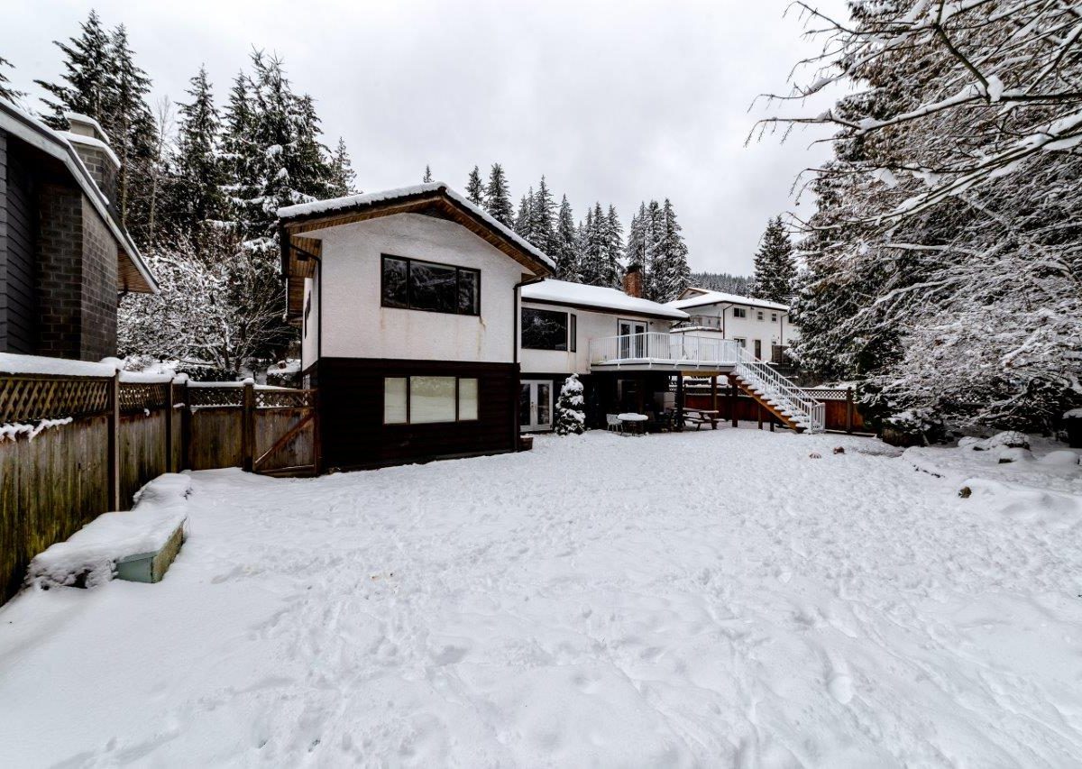 Upper Level of 389 East Braemar, North Vancouver, V7N 1R2