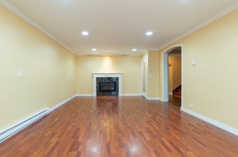 5651 Keith Road, West Vancouver, BC V7W 2N4