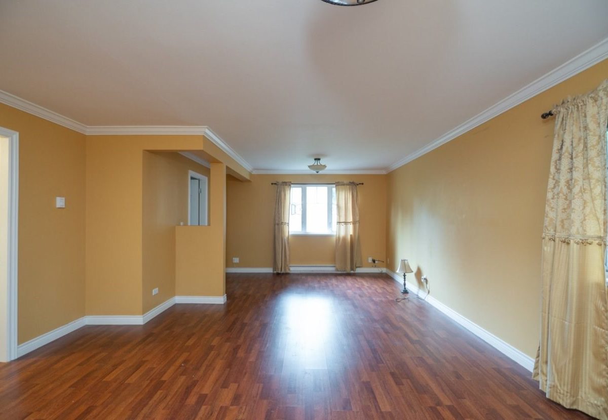 5651 Keith Road, West Vancouver, BC V7W 2N4