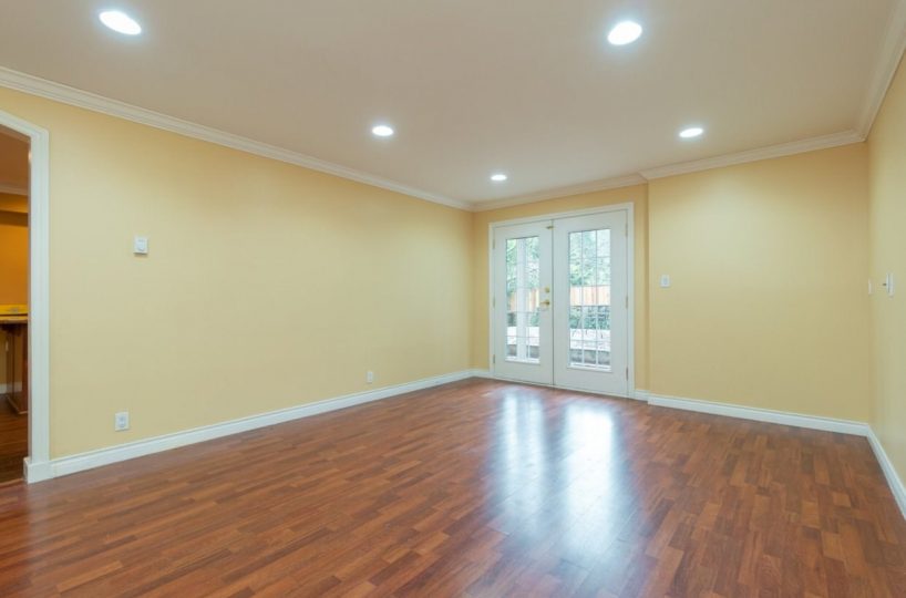 5651 Keith Road, West Vancouver, BC V7W 2N4