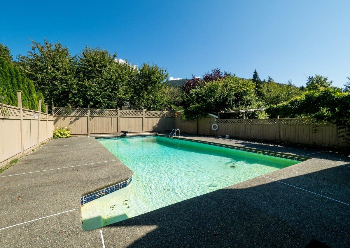 4041 Ripple Place, West Vancouver BC V7V 3L3