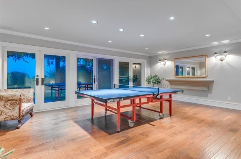 1132 Hillside Road, West Vancouver BC V7S 2G4