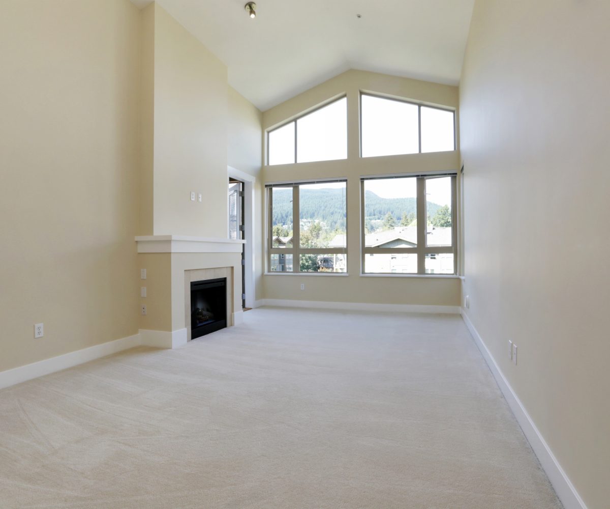 #406 – 2601 Whiteley Court, North Vancouver BC V7J 2R7