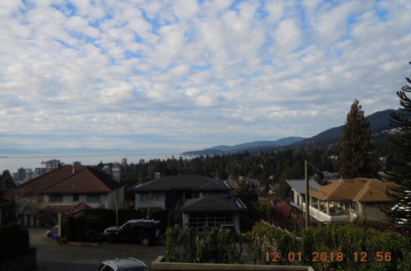 1065 Aubeneau Cres. West Vancouver, V7T 1T4