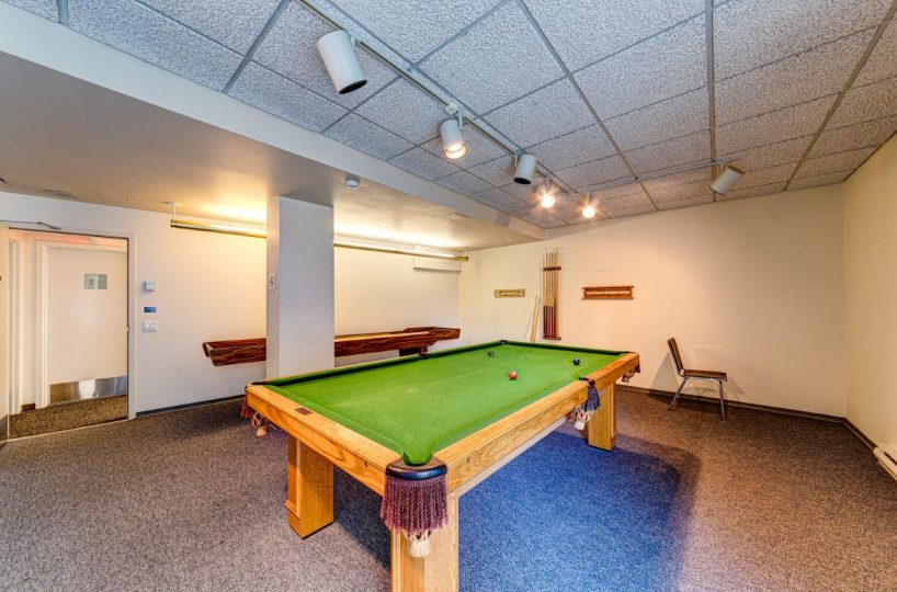 1001 - 2120 Argyle Avenue, West Vancouver BC V7V 1A4