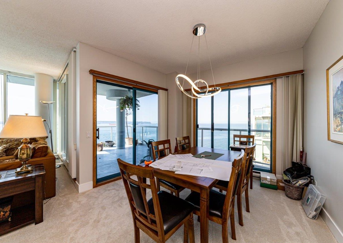 1001 - 2120 Argyle Avenue, West Vancouver BC V7V 1A4