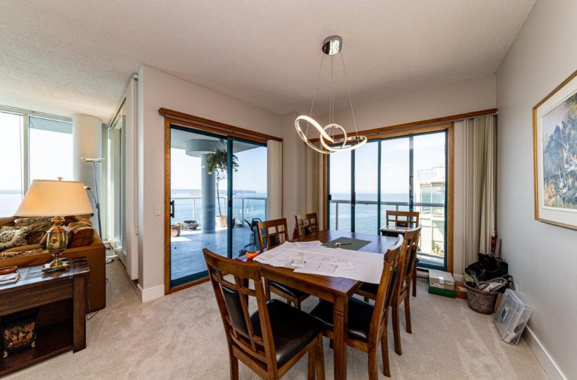 1001 - 2120 Argyle Avenue, West Vancouver BC V7V 1A4