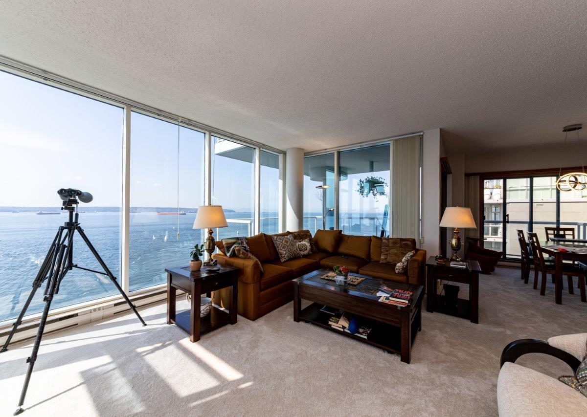 1001 - 2120 Argyle Avenue, West Vancouver BC V7V 1A4
