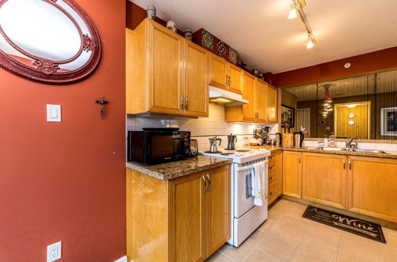 #301 - 4388 Buchanan St., Burnaby, BC, V5C 6R8