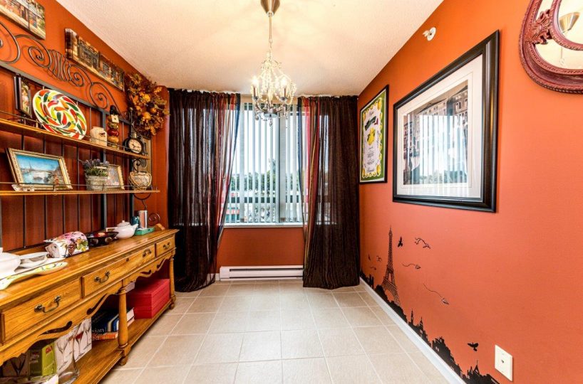 #301 - 4388 Buchanan St., Burnaby, BC, V5C 6R8