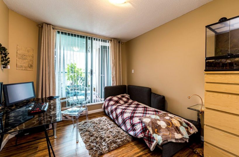 #301 - 4388 Buchanan St., Burnaby, BC, V5C 6R8