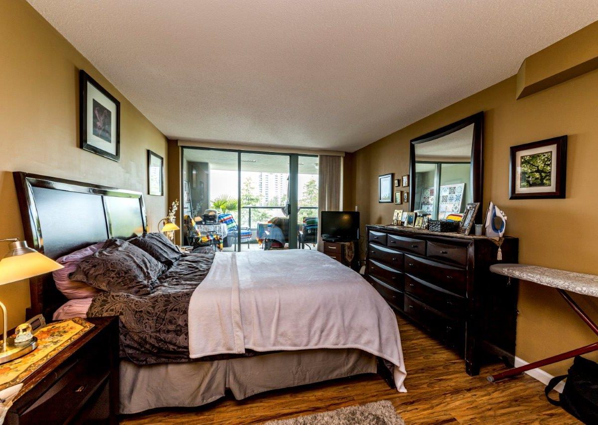 #301 - 4388 Buchanan St., Burnaby, BC, V5C 6R8