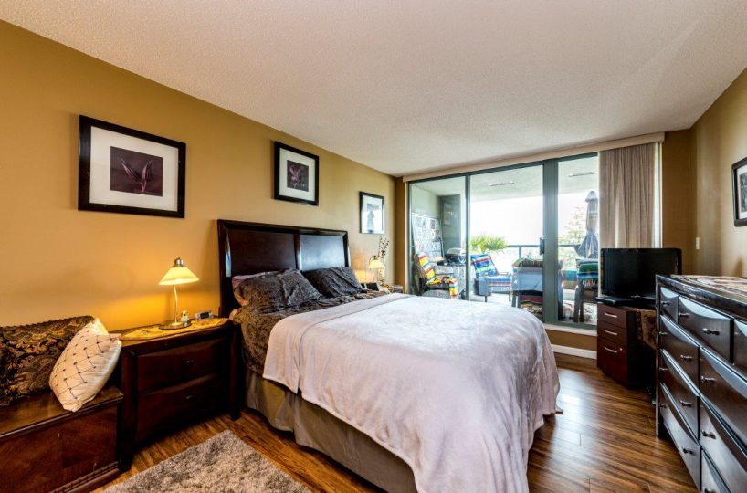 #301 - 4388 Buchanan St., Burnaby, BC, V5C 6R8