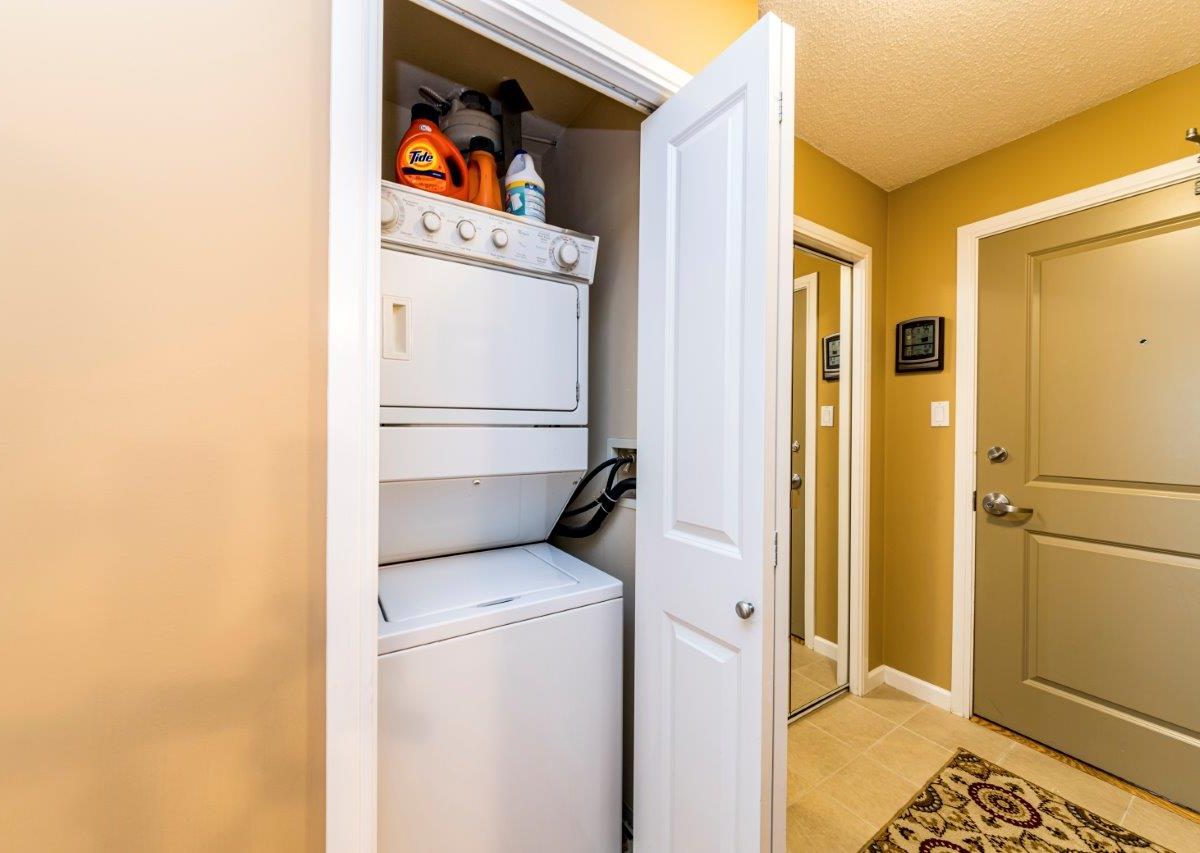 #301 - 4388 Buchanan St., Burnaby, BC, V5C 6R8