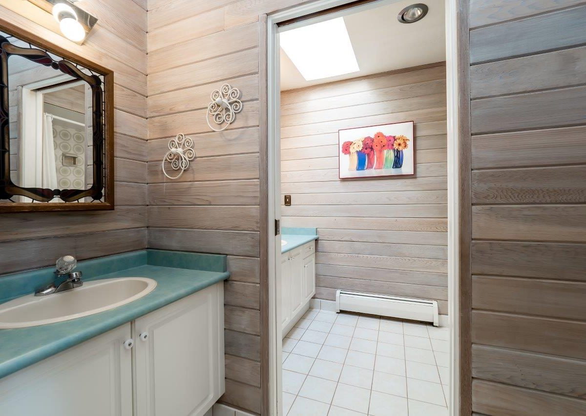1375 Tyrol Road, West Vancouver BC V7S 2L5