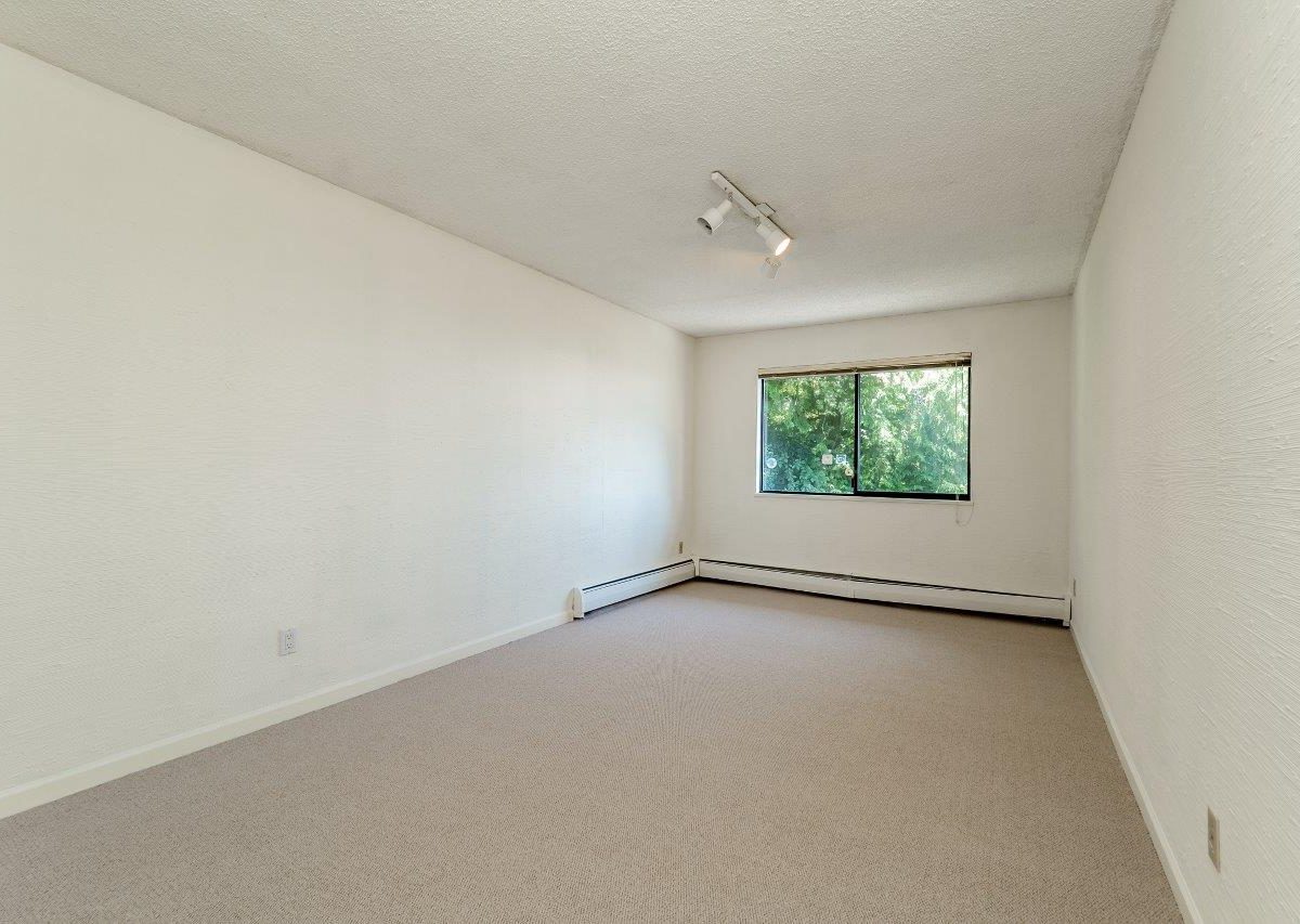1375 Tyrol Road, West Vancouver BC V7S 2L5