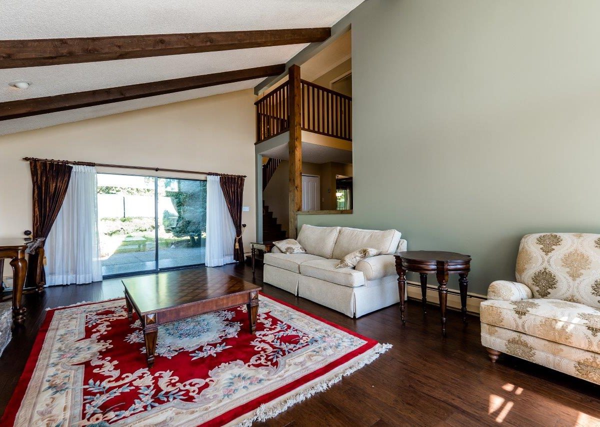1375 Tyrol Road, West Vancouver BC V7S 2L5