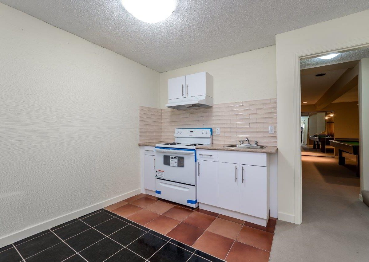 1375 Tyrol Road, West Vancouver BC V7S 2L5