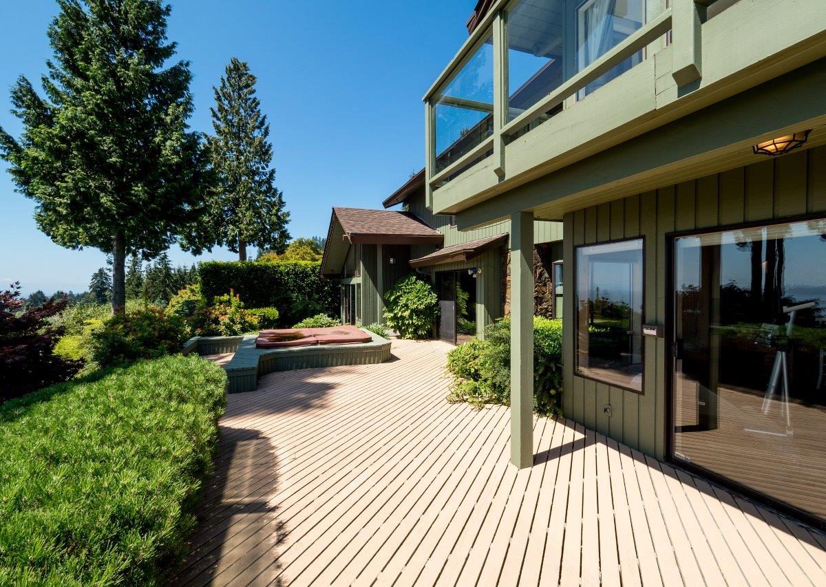 1375 Tyrol Road, West Vancouver BC V7S 2L5