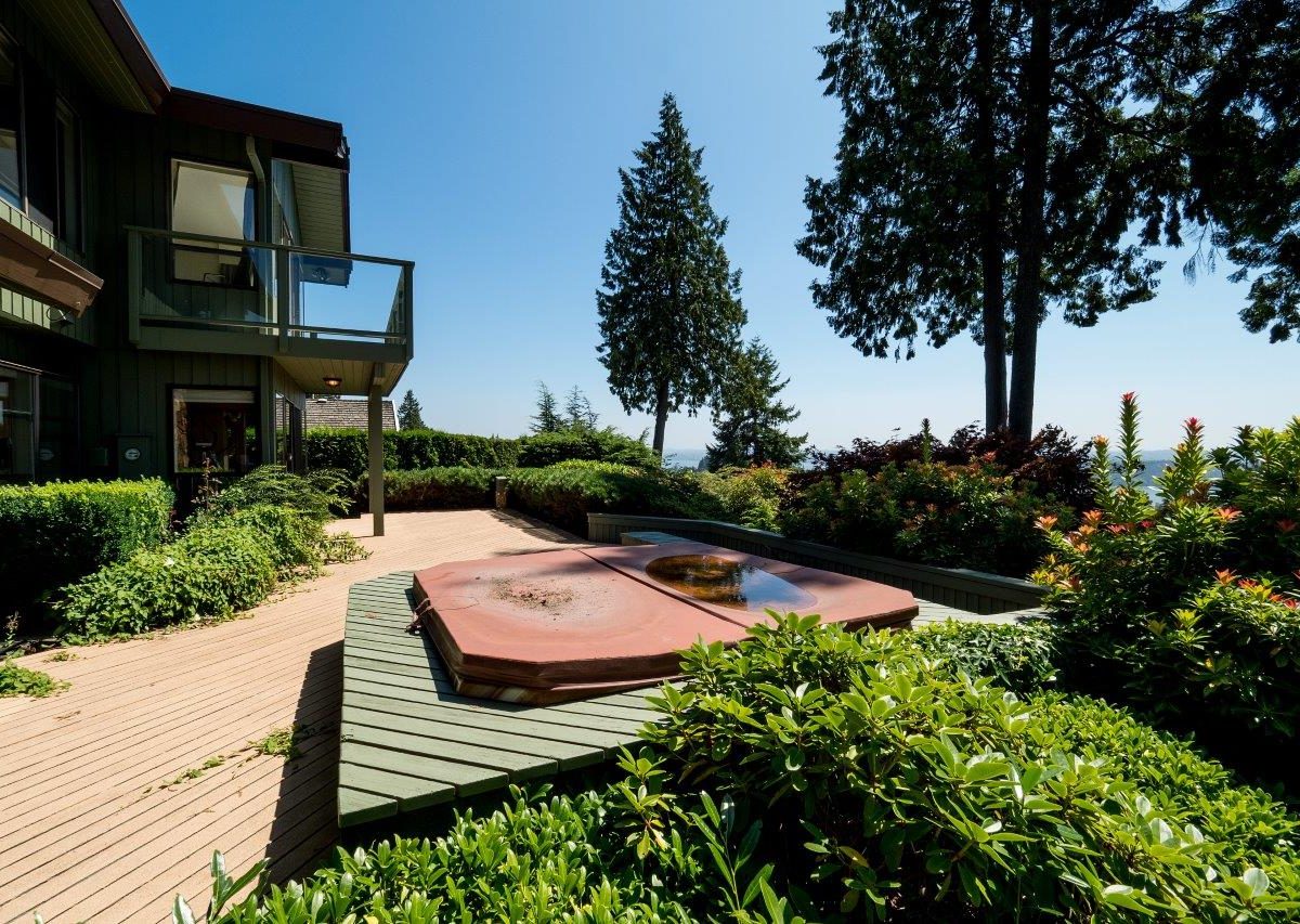 1375 Tyrol Road, West Vancouver BC V7S 2L5